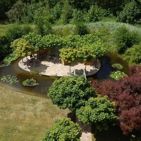 15 Boehler Brise Modern Retreat *